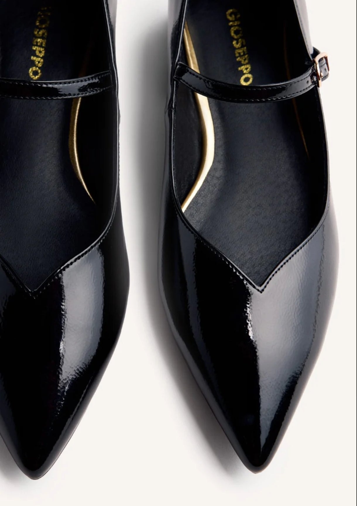 Ballerina in vernice